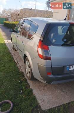 Минивэн Renault Megane Scenic 2005 в 