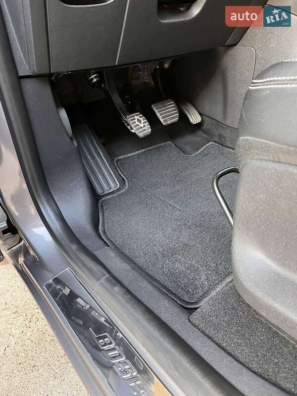 Минивэн Renault Megane Scenic 2014 в Южноукраинске