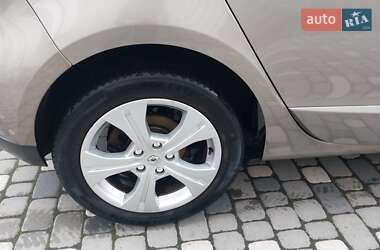 Минивэн Renault Megane Scenic 2009 в 