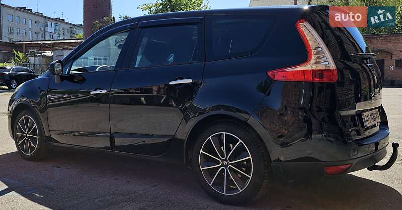 Минивэн Renault Megane Scenic 2011 в Житомире