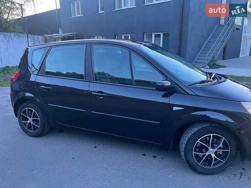 Минивэн Renault Megane Scenic 2007 в Нежине
