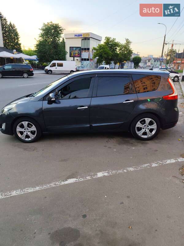 Мінівен Renault Megane Scenic 2011 в Житомирі
