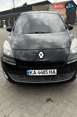 Мінівен Renault Megane Scenic 2010 в Гатне