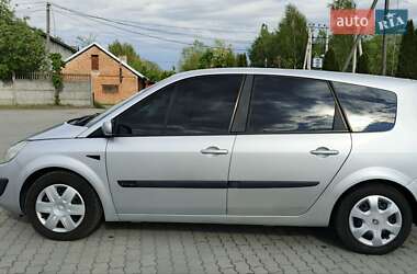 Минивэн Renault Megane Scenic 2005 в 