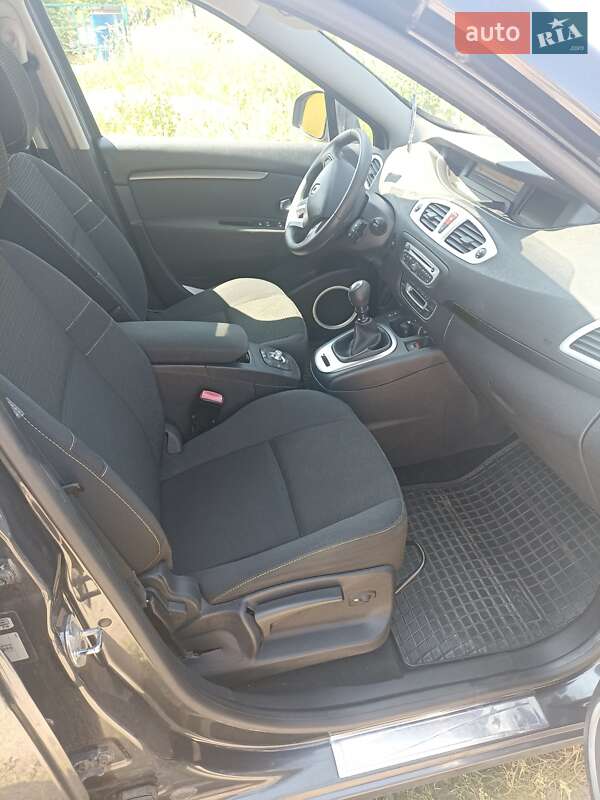Мінівен Renault Megane Scenic 2011 в Житомирі