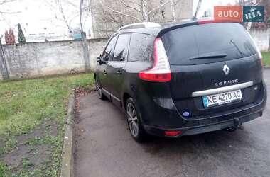 Мінівен Renault Megane Scenic 2013 в 