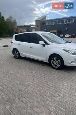 Renault Megane Scenic 2010 Renault Megane Scenic 2010