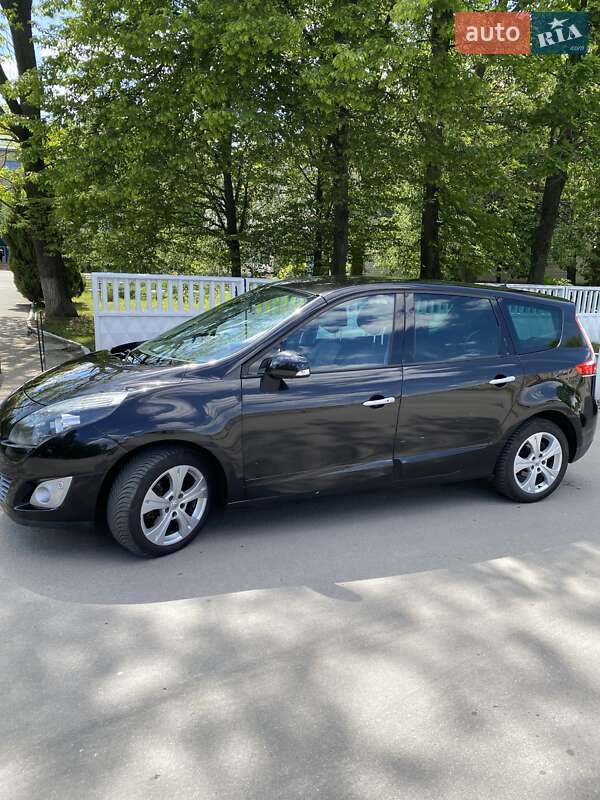 Мінівен Renault Megane Scenic 2010 в Вінниці