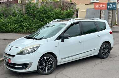 Мінівен Renault Megane Scenic 2012 в 