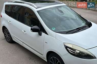 Мінівен Renault Megane Scenic 2012 в 