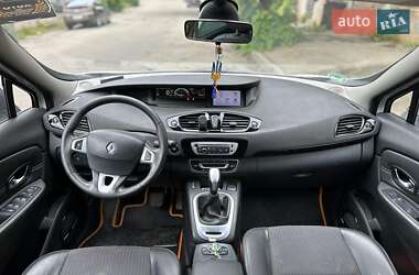 Мінівен Renault Megane Scenic 2012 в 