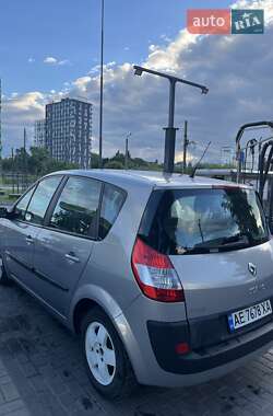 Минивэн Renault Megane Scenic 2005 в 