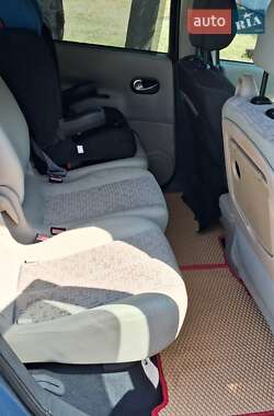 Минивэн Renault Megane Scenic 2007 в 