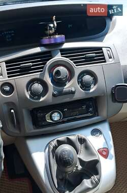 Минивэн Renault Megane Scenic 2007 в 