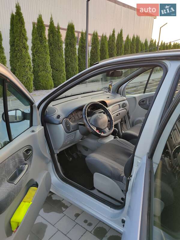 Мінівен Renault Megane Scenic 2000 в Кам'янець-Подільському