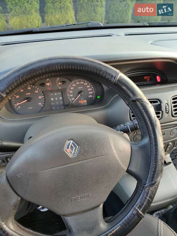 Мінівен Renault Megane Scenic 2000 в Кам'янець-Подільському