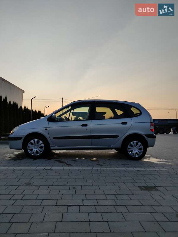Мінівен Renault Megane Scenic 2000 в Кам'янець-Подільському