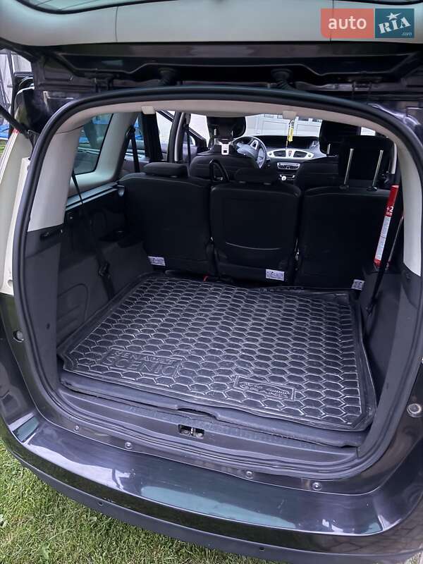 Минивэн Renault Megane Scenic 2010 в Черновцах