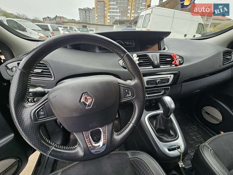 Минивэн Renault Megane Scenic 2015 в Черновцах