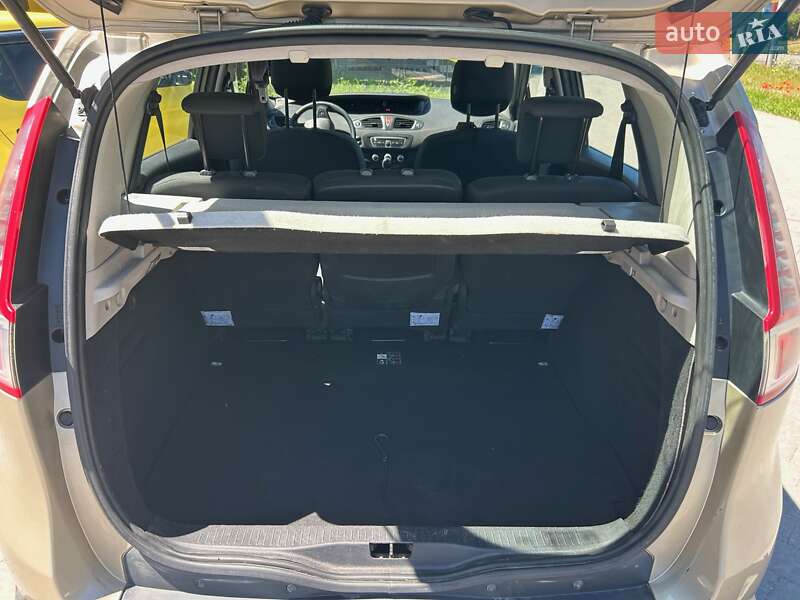 Мінівен Renault Megane Scenic 2010 в Тернополі