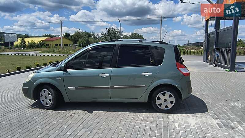Минивэн Renault Megane Scenic 2005 в Золочеве