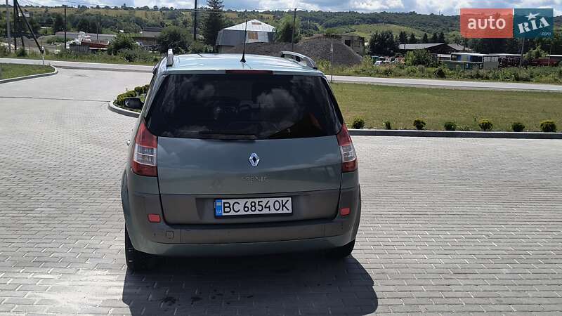 Минивэн Renault Megane Scenic 2005 в Золочеве