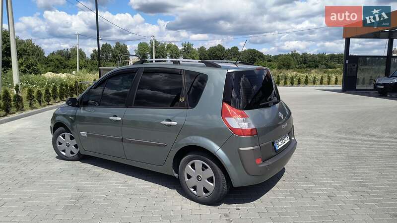 Минивэн Renault Megane Scenic 2005 в Золочеве