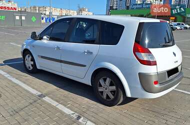 Седан Renault Megane Scenic 2005 в 
