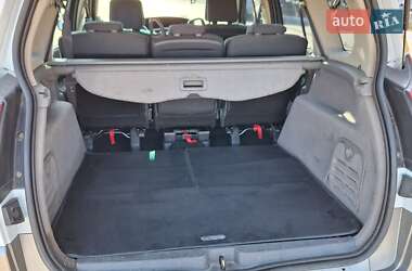 Седан Renault Megane Scenic 2005 в 