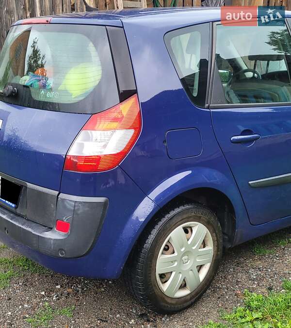 Минивэн Renault Megane Scenic 2005 в Межгорье