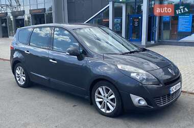Минивэн Renault Megane Scenic 2010 в 