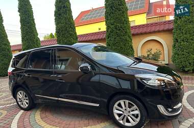 Renault Megane Scenic 2012