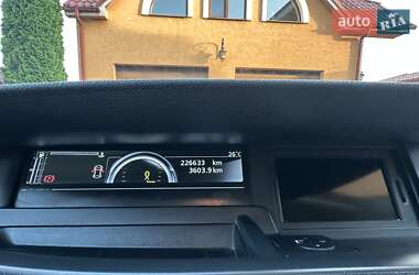 Минивэн Renault Megane Scenic 2012 в 
