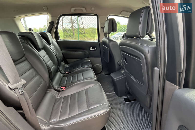 Минивэн Renault Megane Scenic 2008 в Стрые