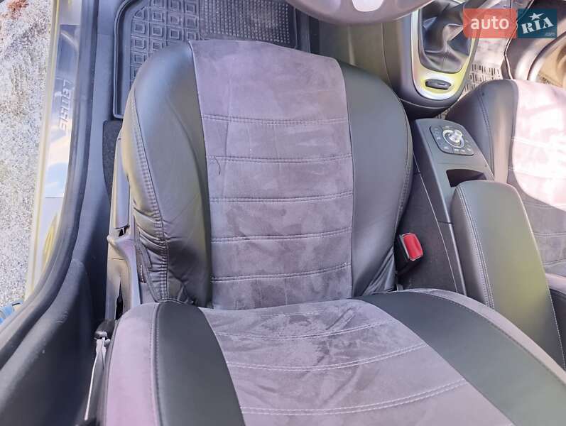 Мінівен Renault Megane Scenic 2012 в Полтаві