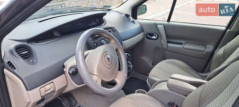 Минивэн Renault Megane Scenic 2004 в Малой Виске