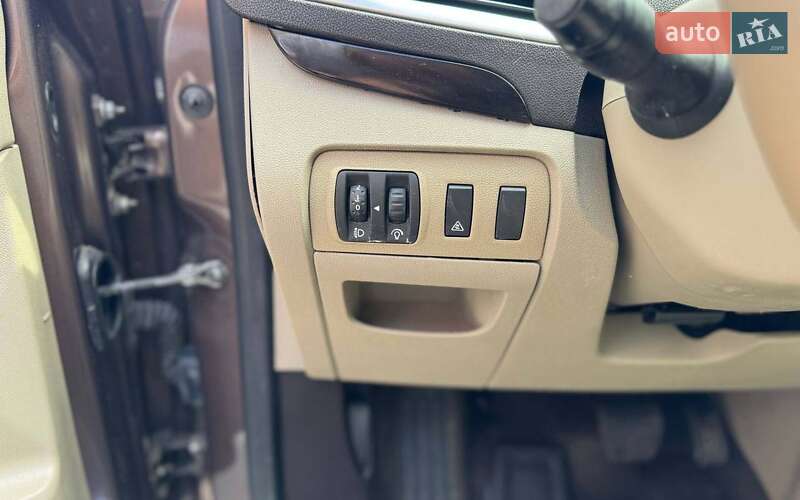 Минивэн Renault Megane Scenic 2010 в Черновцах