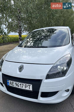 Мінівен Renault Megane Scenic 2011 в Дніпрі