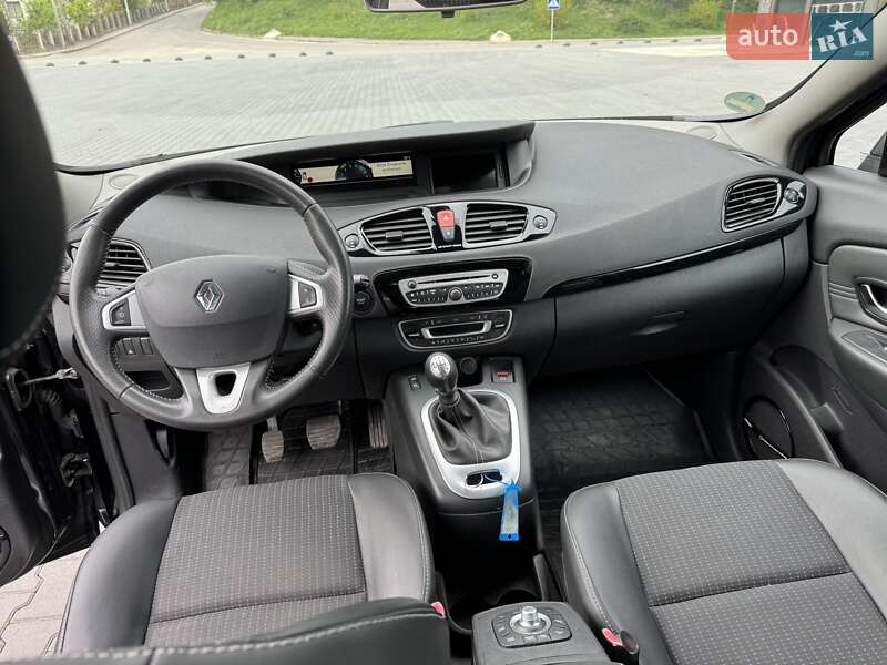 Минивэн Renault Megane Scenic 2011 в Тернополе