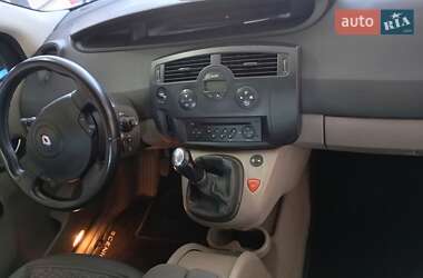 Мінівен Renault Megane Scenic 2006 в  фото 6 Мінівен Renault Megane Scenic 2006 в