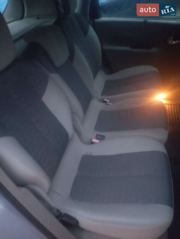Мінівен Renault Megane Scenic 2004 в Прилуках