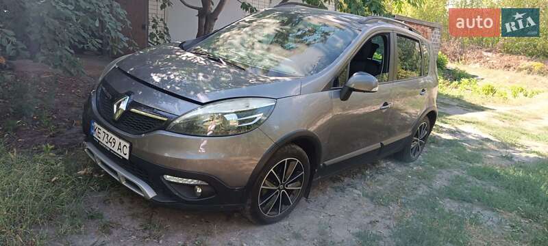 Renault Megane Scenic 2014
