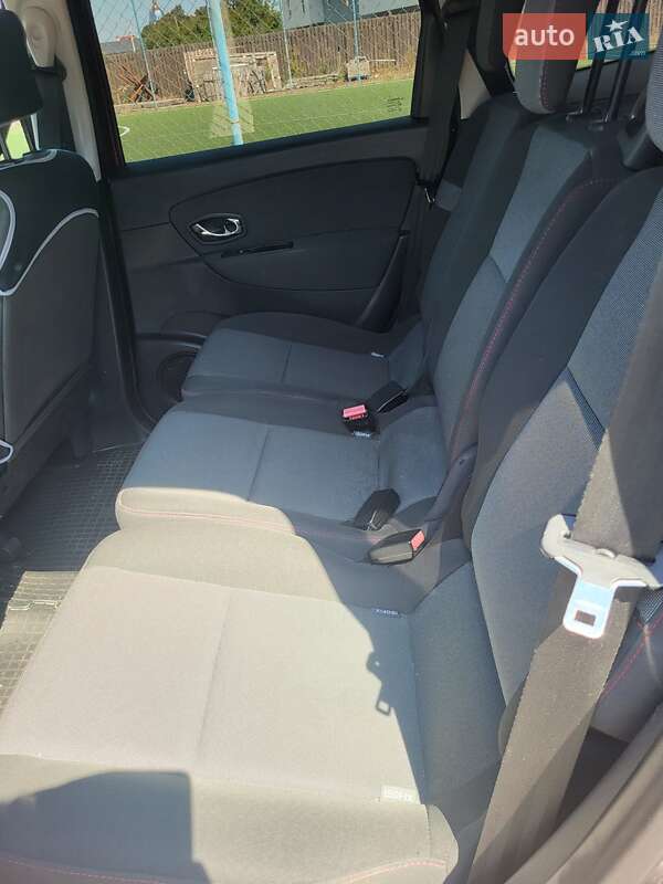 Минивэн Renault Megane Scenic 2013 в Львове фото 15 Минивэн Renault Megane Scenic 2013 в Львове