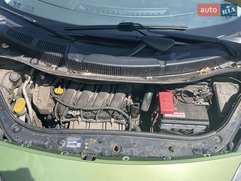 Мінівен Renault Megane Scenic 2007 в Кривому Розі фото 12 Мінівен Renault Megane Scenic 2007 в Кривому Розі