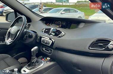 Минивэн Renault Megane Scenic 2014 в 