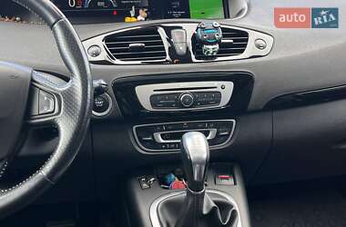 Минивэн Renault Megane Scenic 2014 в 