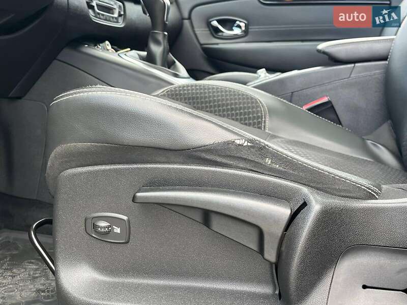 Мінівен Renault Megane Scenic 2014 в Львові фото 48 Мінівен Renault Megane Scenic 2014 в Львові