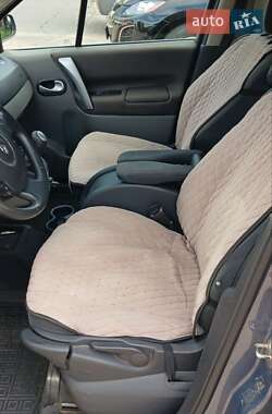 Минивэн Renault Megane Scenic 2008 в 