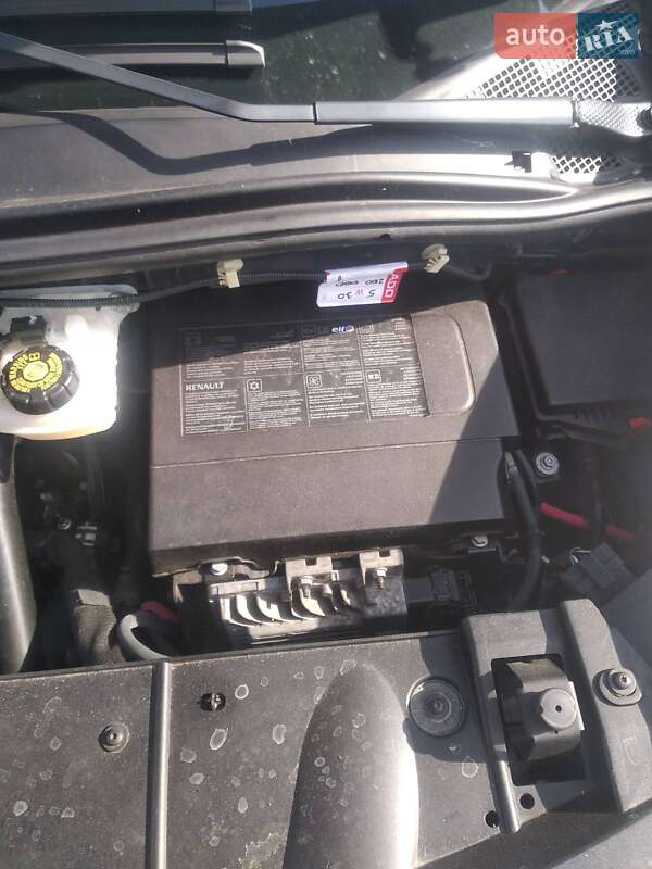 Минивэн Renault Megane Scenic 2014 в Ямполе фото 3 Минивэн Renault Megane Scenic 2014 в Ямполе