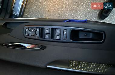 Минивэн Renault Megane Scenic 2010 в 